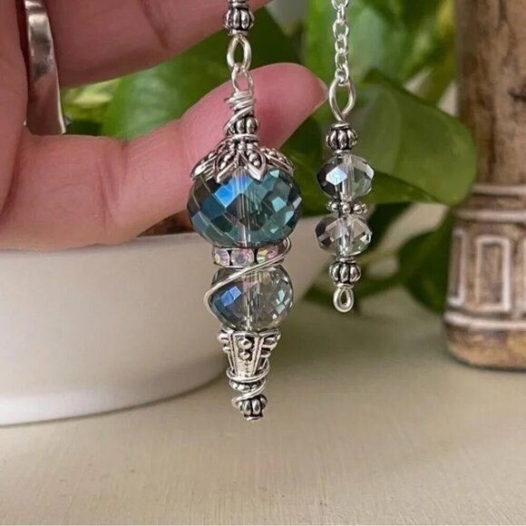 Handmade Faceted Crystal Dowsing Pendulum, Metaphysical, Chakra Energy Healing - Picture 9 of 9